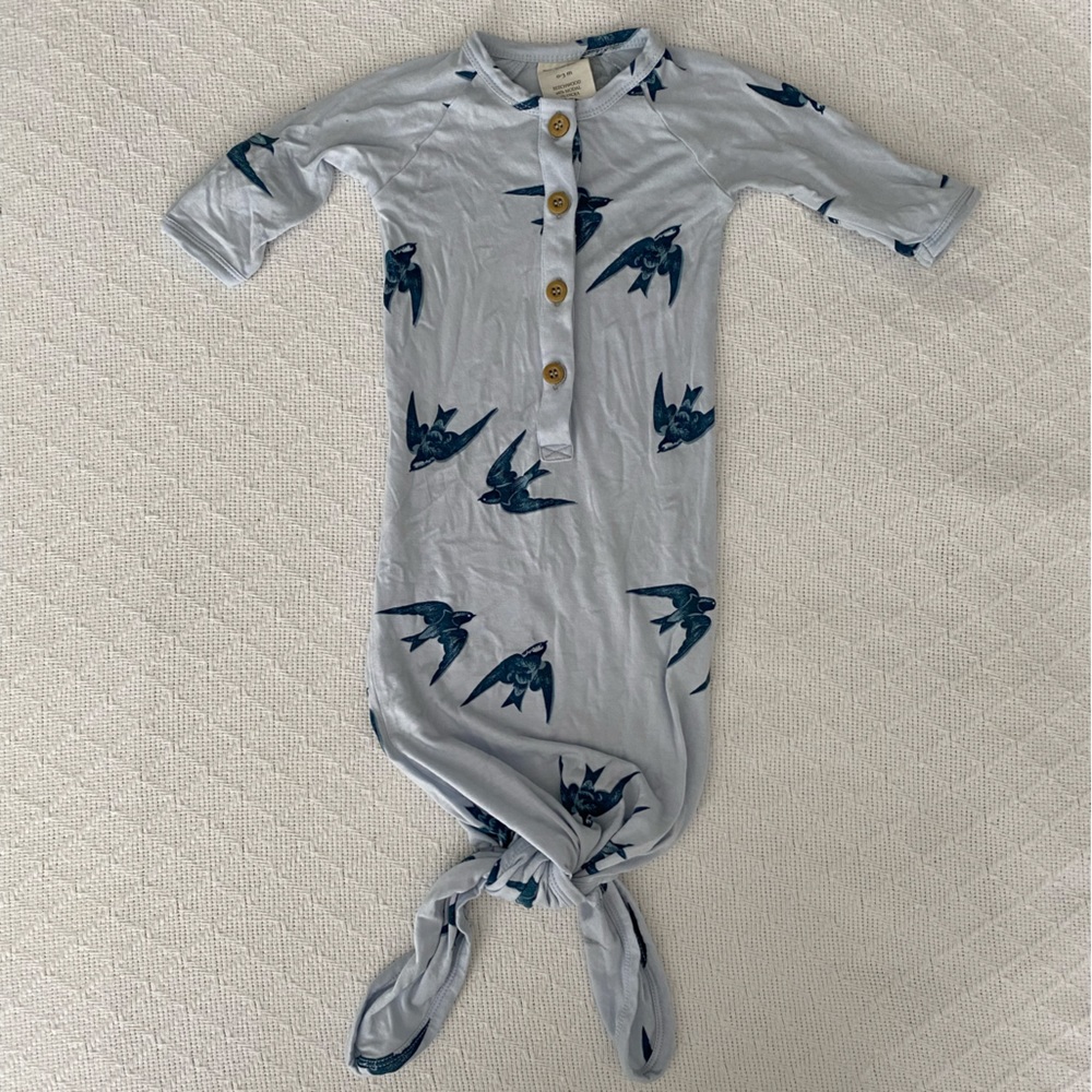 Kate Quinn TheWoods Blue Sparrow Button Knotted Gown in Beechwood Modal 0-3M EUC